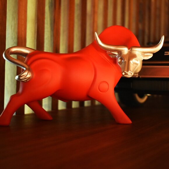 Adam & Friends Home Decor Strong Bull Sculpture | 1-Piece | Red/Silver - Picture 6 of 6